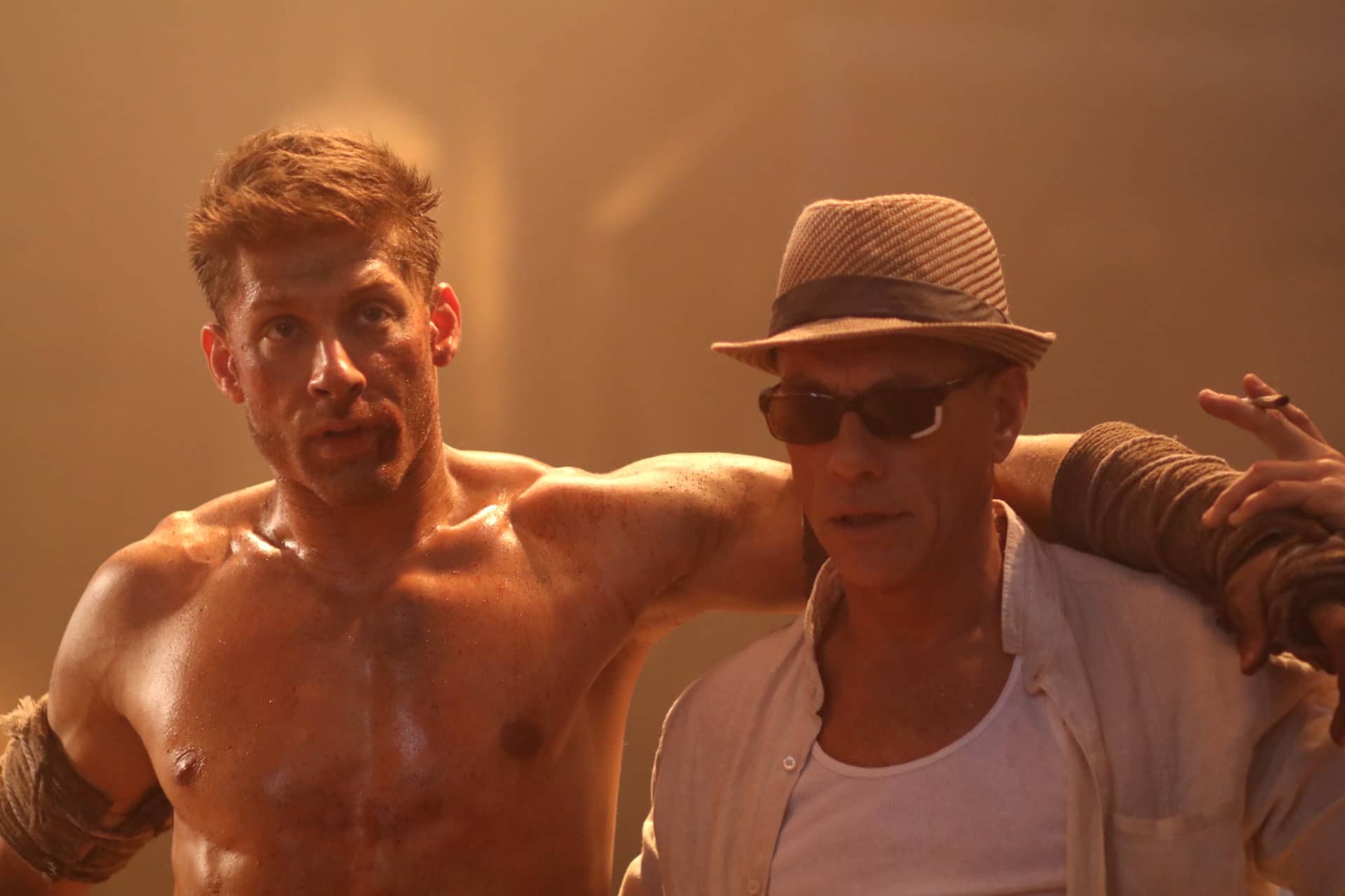 Kickboxer: Retaliation ganha trailer com Van Damme, Mike Tyson e Ronaldinho Gaúcho