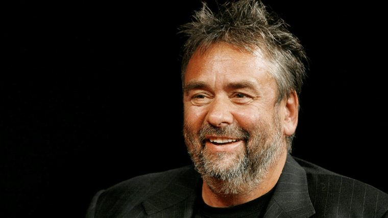 Luc Besson negocia para dirigir filmes para Netflix