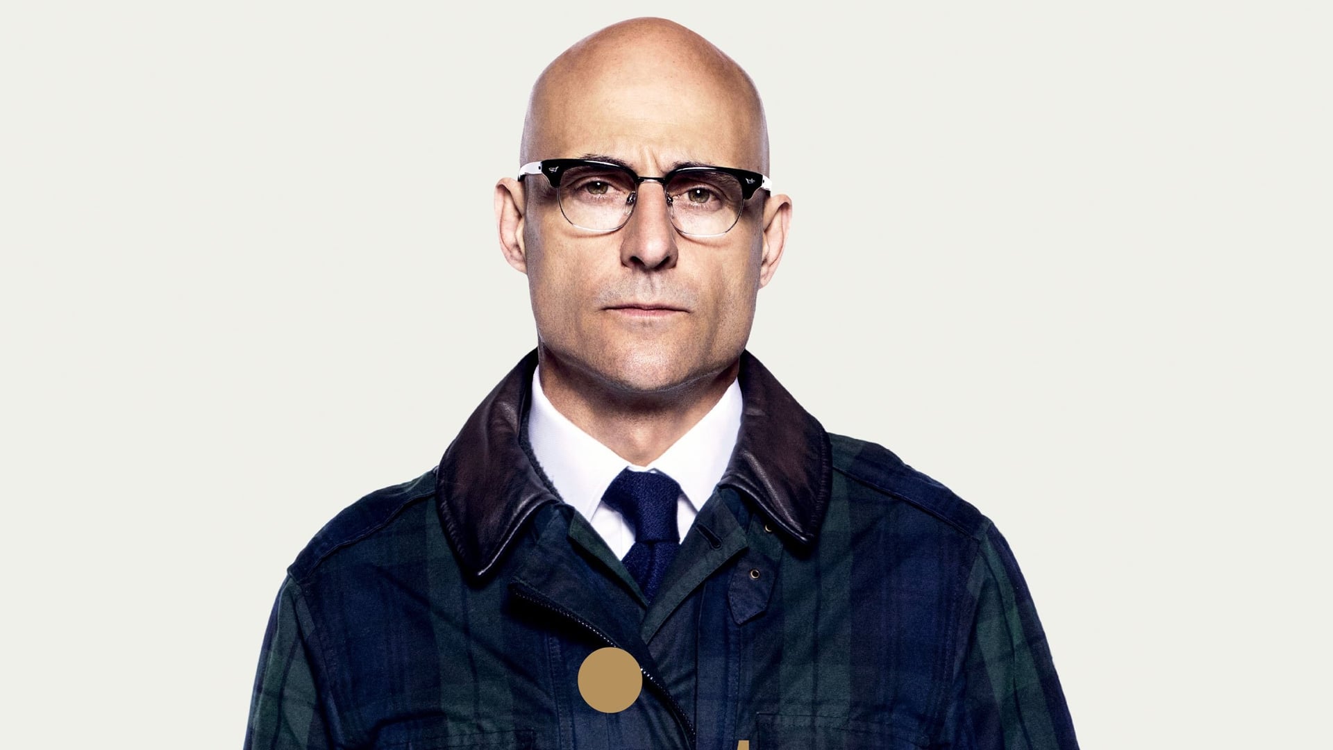 Mark Strong será o vilão de Shazam!