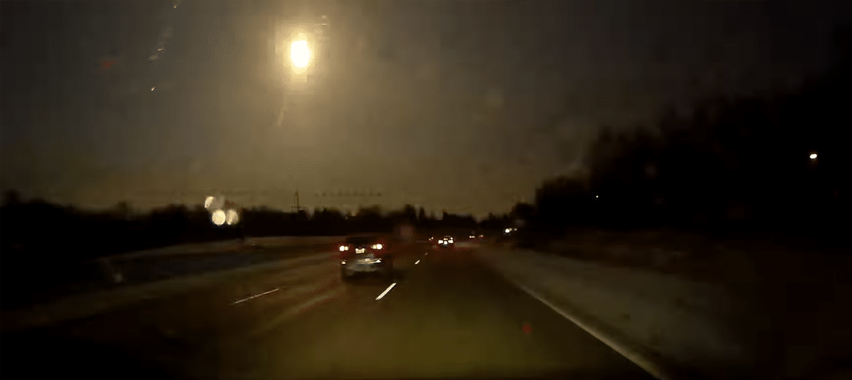 Meteoro é visto em Michigan, nos EUA, mas isso não é sinal do fim do mundo (ainda)