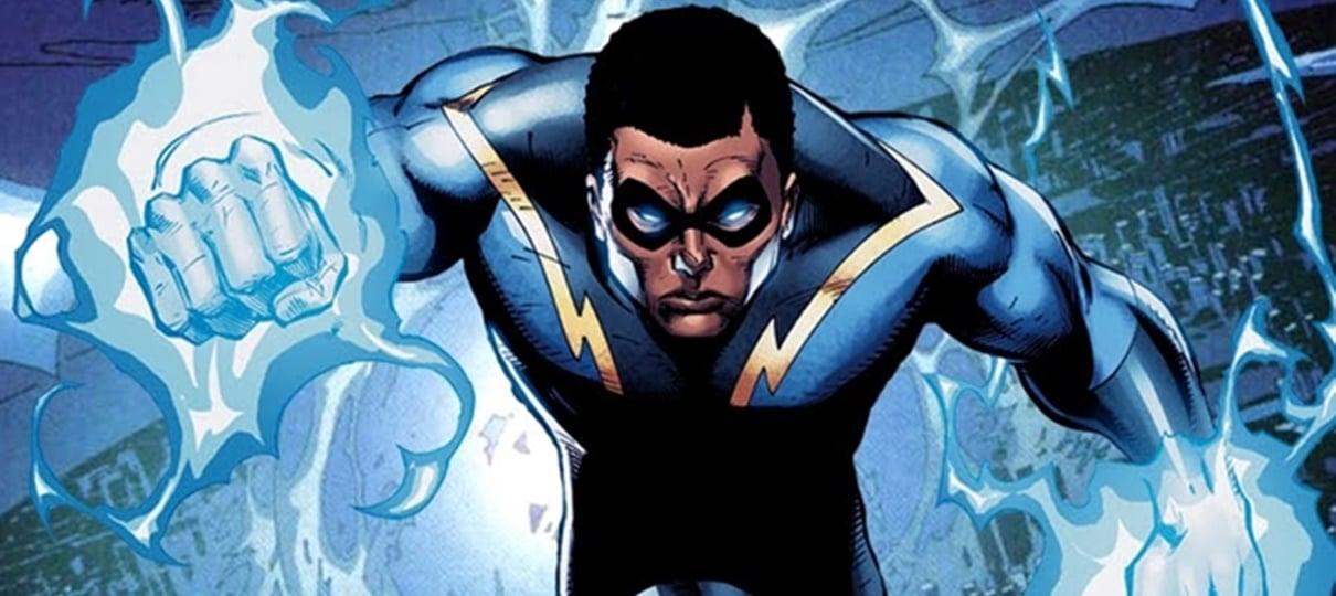Raio Negro aparece em novo trailer de crossover entre os super-heróis da CW