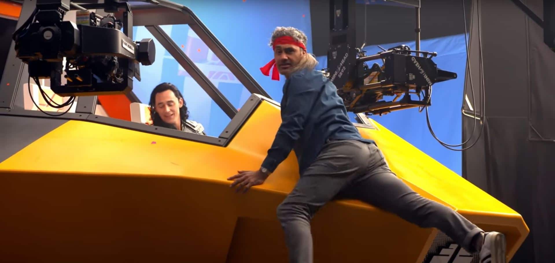 Taika Waititi mostra momentos divertidos das gravações de Thor: Ragnarok em vídeo