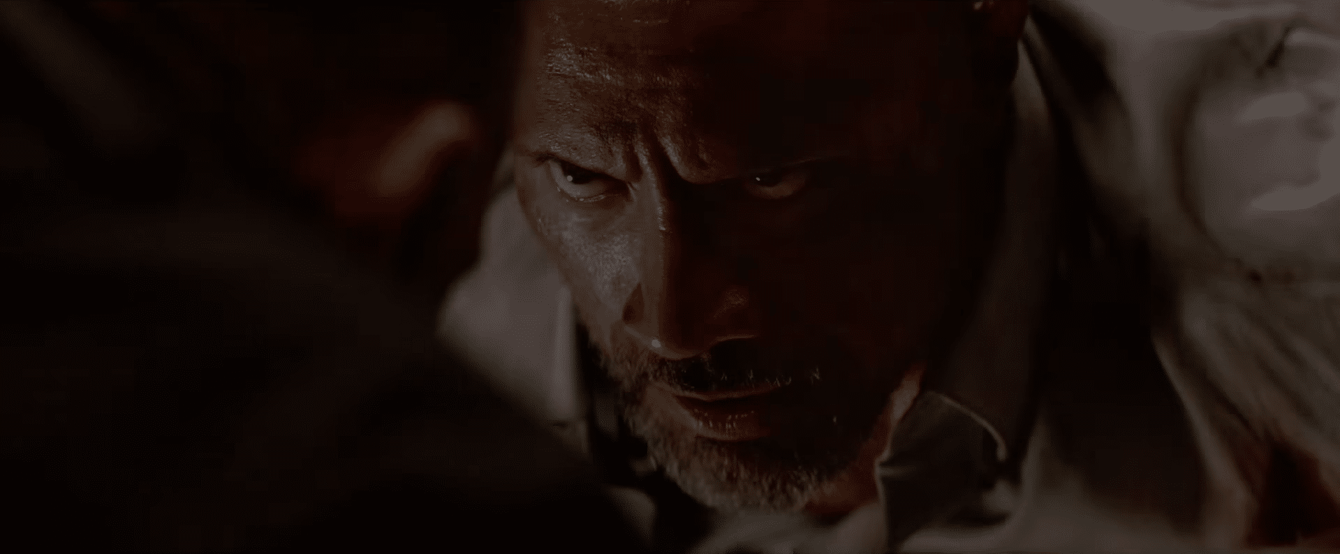 Arranha-Céu: Coragem Sem Limites | The Rock fará tudo por sua família no primeiro trailer