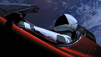 Tem um carro no espaço! Mas o Falcon Heavy, o foguete de Elon Musk, representa muito mais