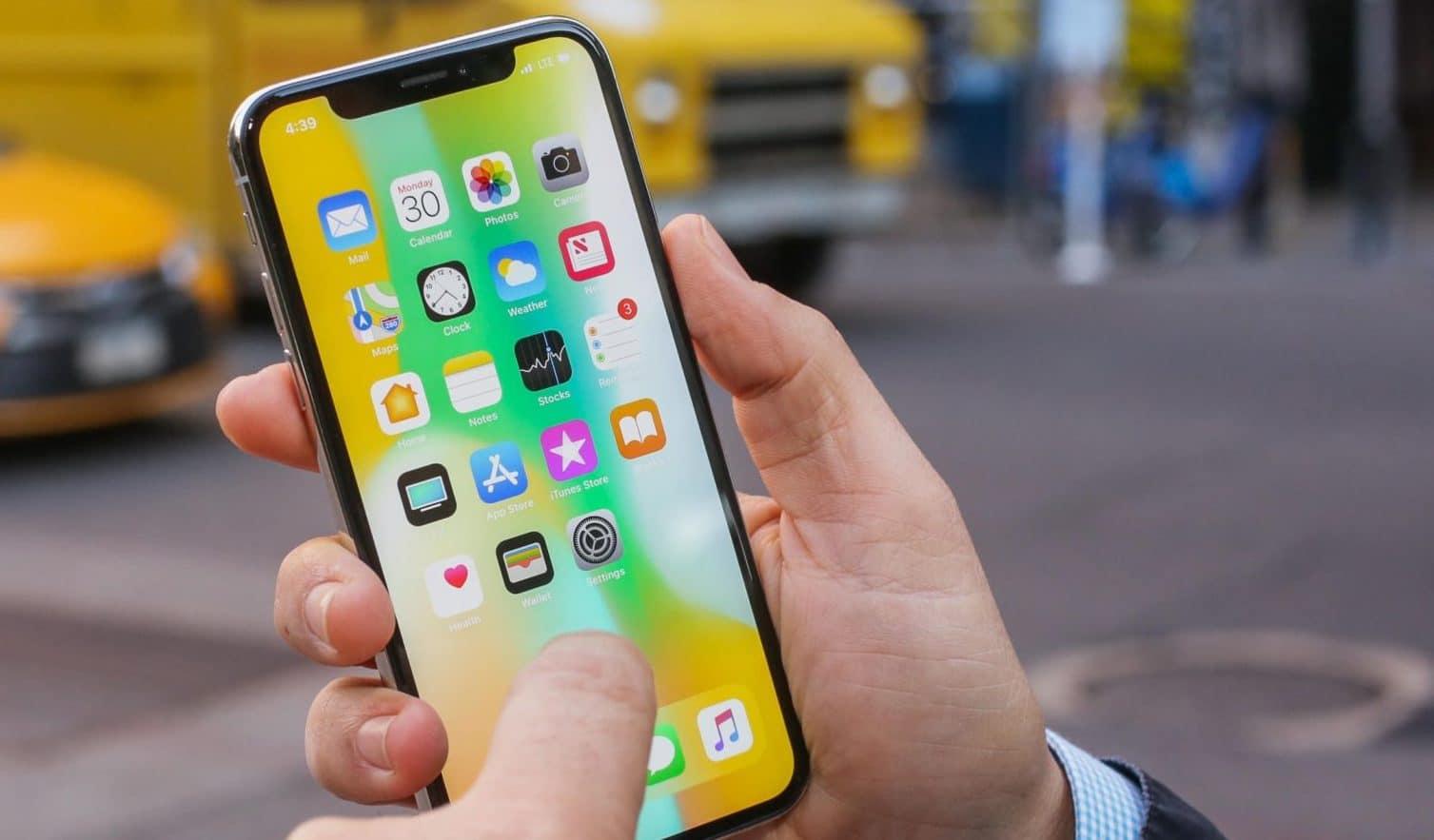 Apple pode lançar versão dourada (e maior) do iPhone X [RUMOR]