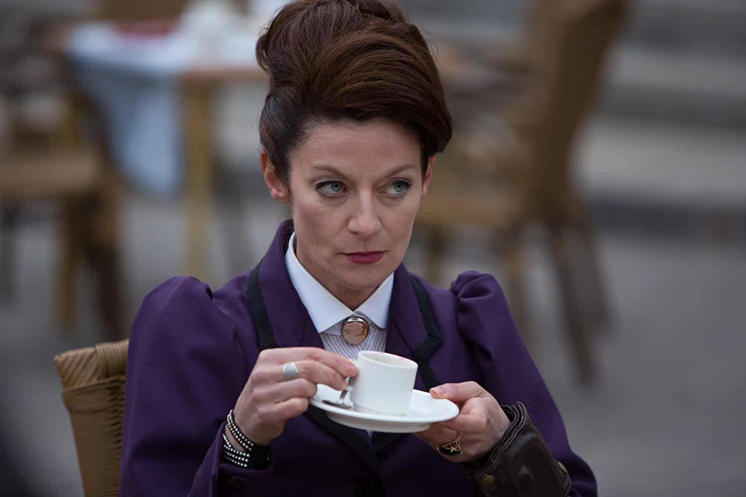 Michelle Gomez, de Doctor Who, será vilã do reboot de Sabrina, a Aprendiz de Feiticeira