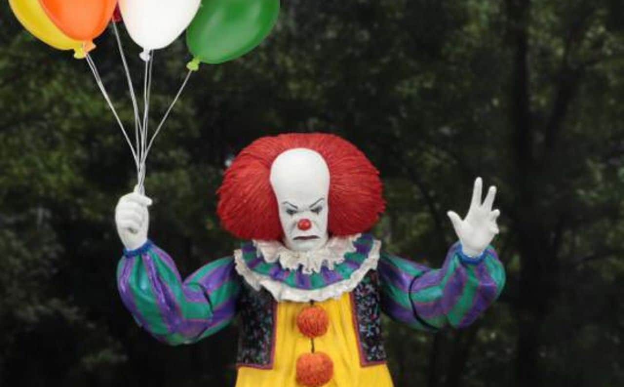 IT: A Coisa | Colecionáveis baseados nas duas versões do Pennywise chegam para assustar