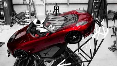 O Tesla Roadster enviado para o espaço deve ficar irreconhecível em pouco tempo