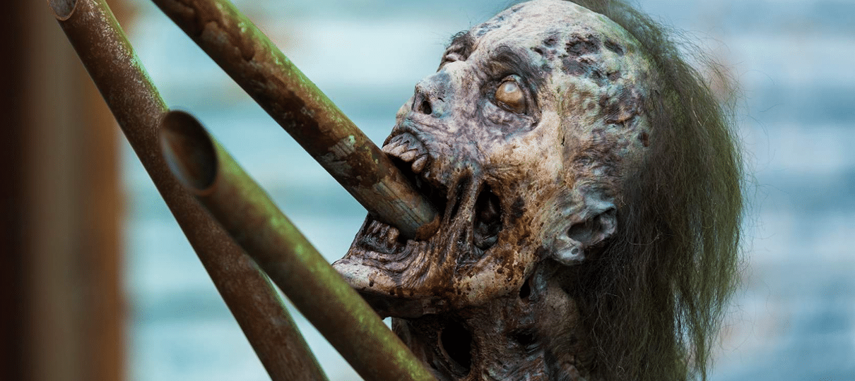 The Walking Dead | Zumbi pelado é homenagem a Noite dos Mortos-Vivos, diz showrunner