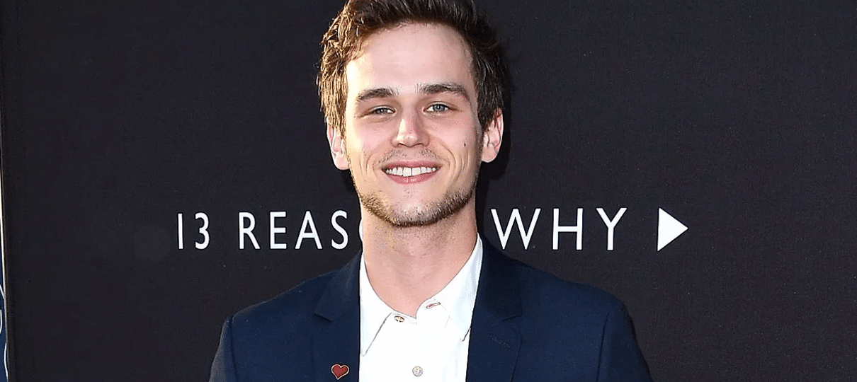 Ator de 13 Reasons Why entra para o elenco da terceira temporada de True Detective