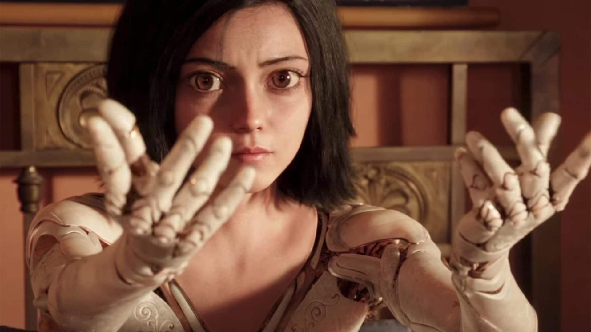 Alita: Anjo de Combate | Rosa Salazar interpretou dois papéis no filme