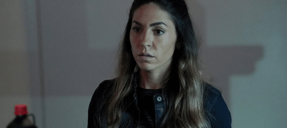 Yo-Yo aparece com braços robóticos em nova imagem de Agents of SHIELD