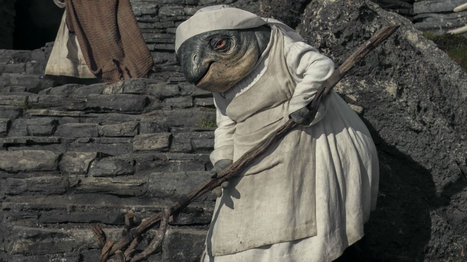 Star Wars: Os Últimos Jedi | Rey interrompe festa das cuidadoras em cena deletada