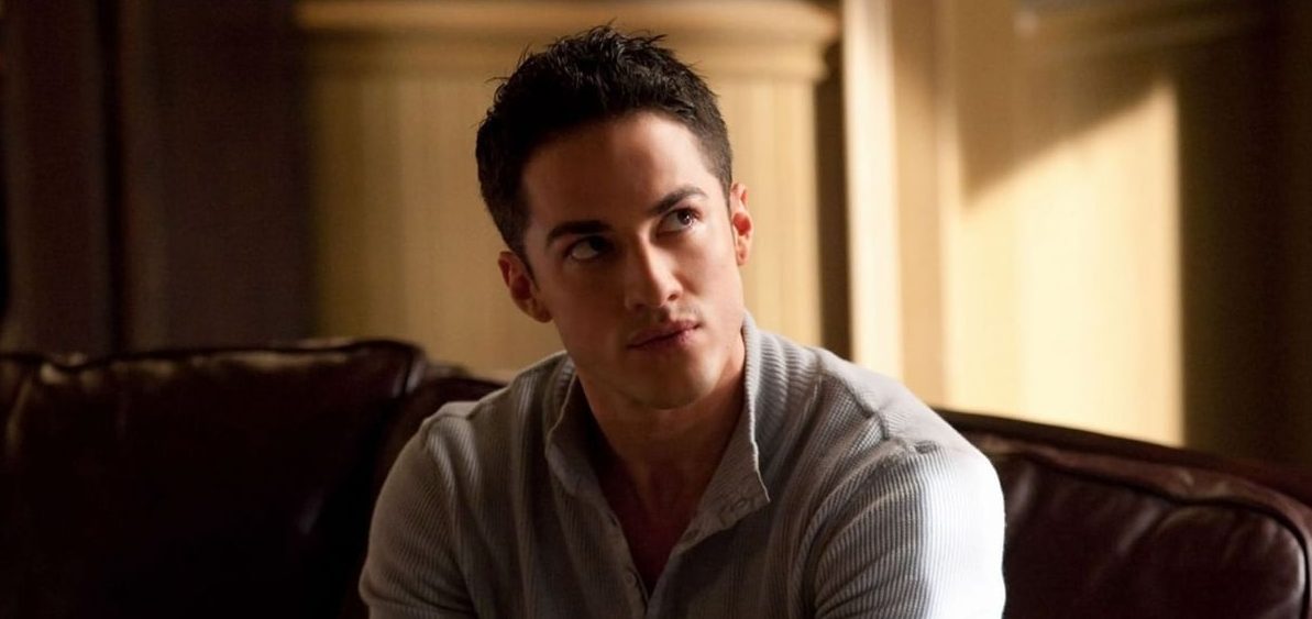 Roswell | Ator de The Vampire Diaries será o protagonista do reboot