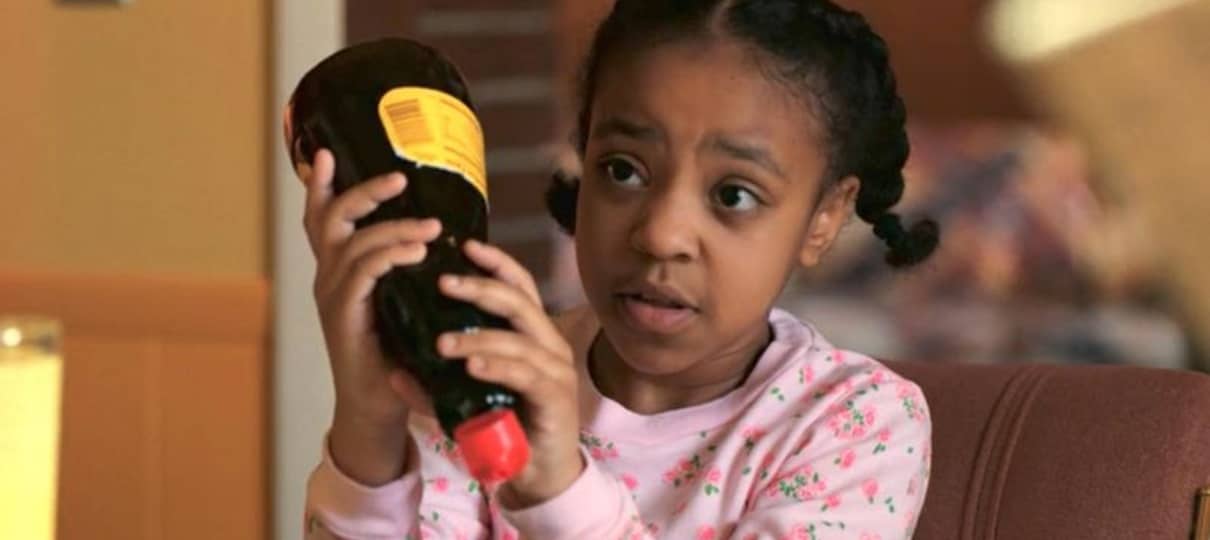 Stranger Things | Erica, a irmãzinha do Lucas, é promovida a personagem regular da série