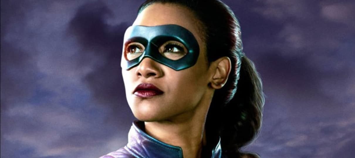 The Flash | Iris West exibe seu traje de super-heroína em novas imagens