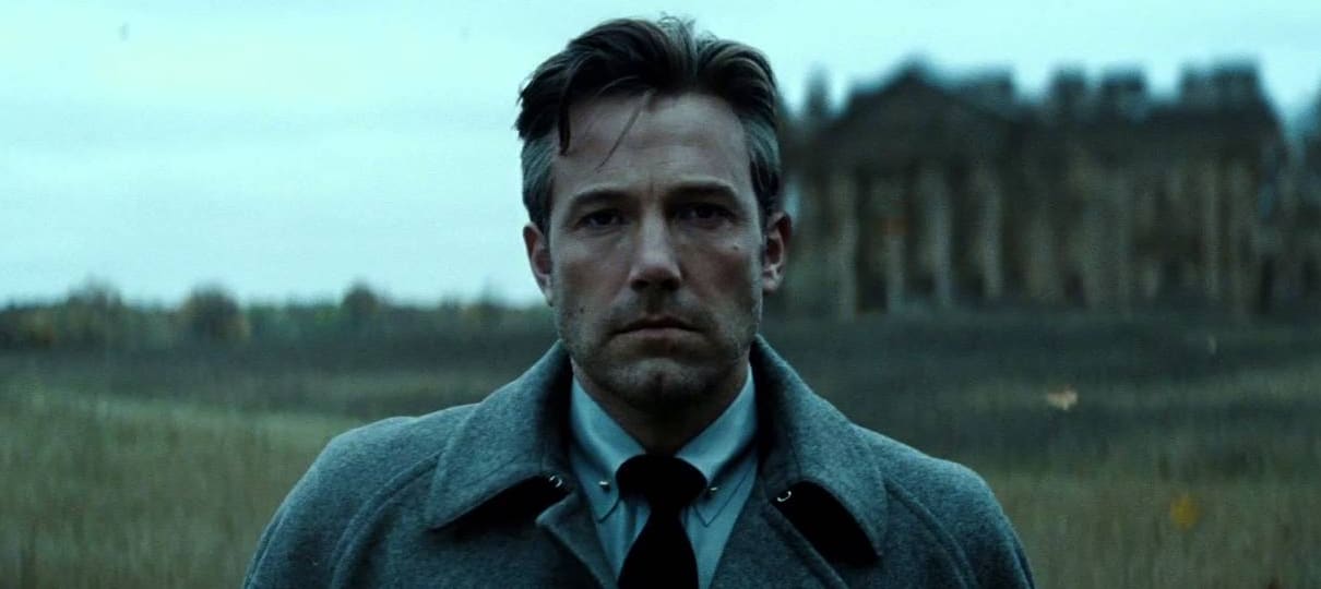 Batman vs Superman | Bruce Wayne usa sexo como droga no filme, diz Zack Snyder