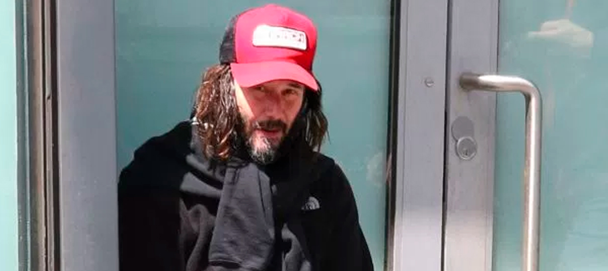 John Wick: Chapter 3 | Keanu Reeves tem novo visual em foto dos bastidores