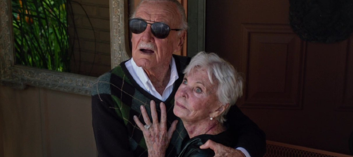 Filha de Stan Lee é acusada de abuso físico e psicológico contra seus pais