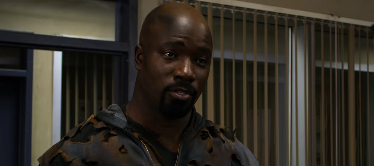 Luke Cage leva surra em novo trailer da segunda temporada