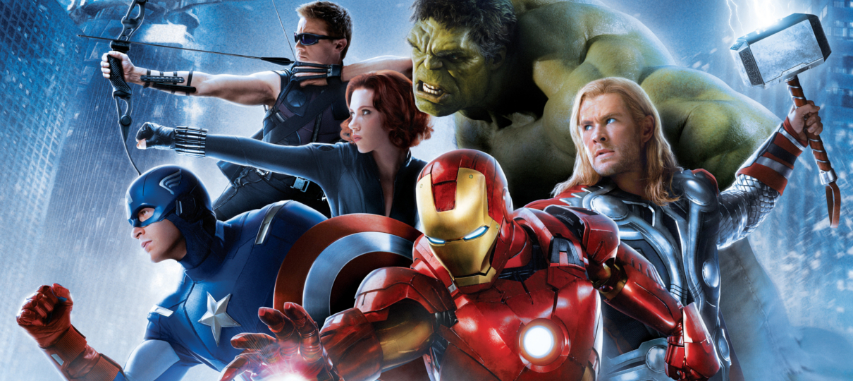 Elenco original de Vingadores faz tatuagem em conjunto