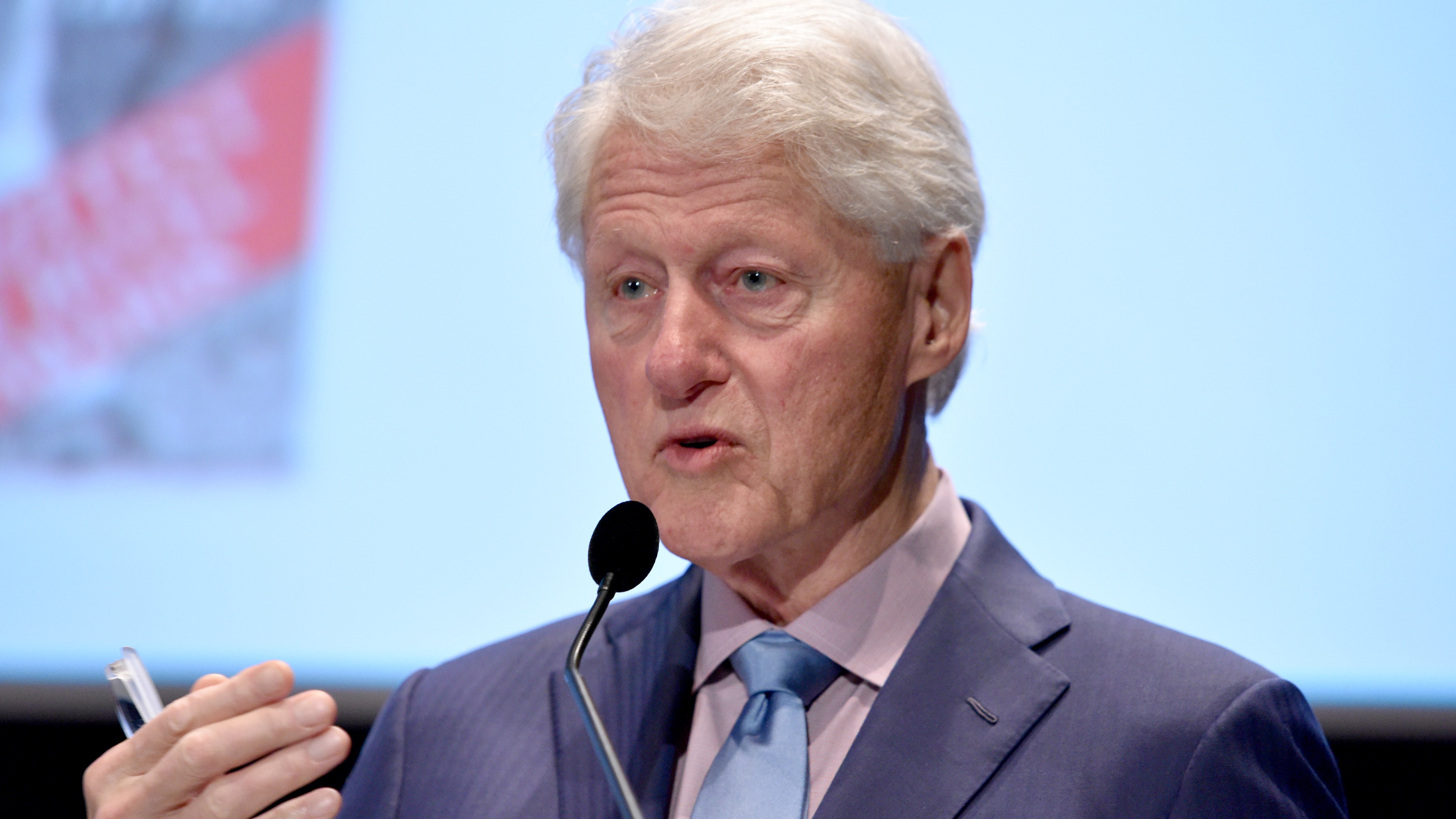 Thriller escrito por Bill Clinton será lançado no Brasil