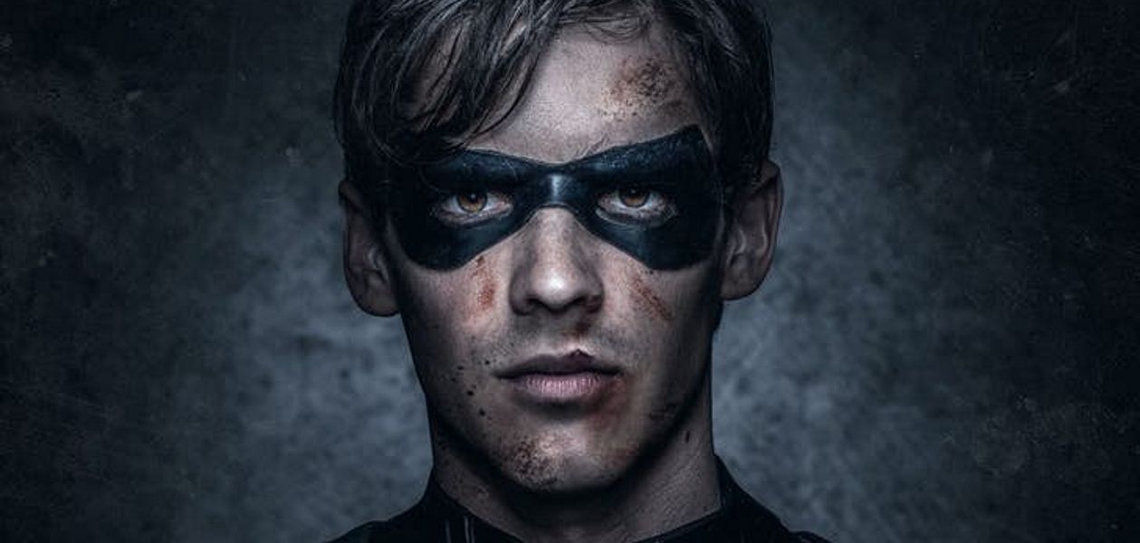 Titans | Robin aparece em novas fotos do live-action