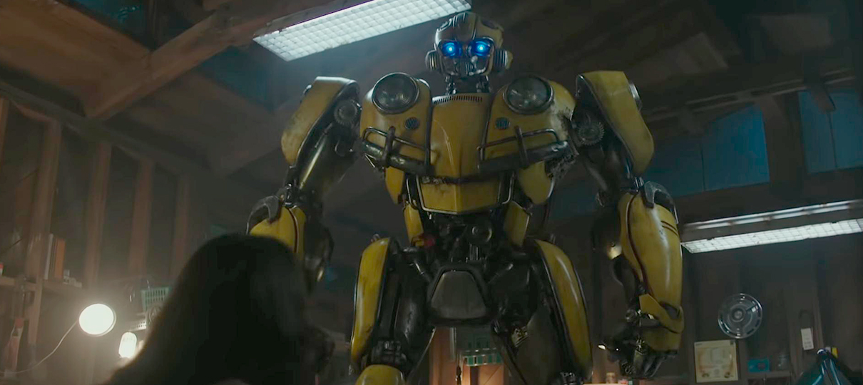 Bumblebee | Vídeo de bastidores apresenta o diretor Travis Knight