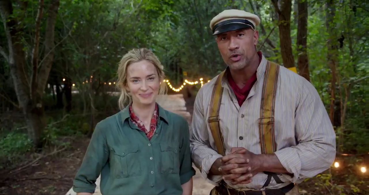 Emily Blunt e Dwayne Johnson têm rivalidades amigáveis em vídeo de Jungle Cruise