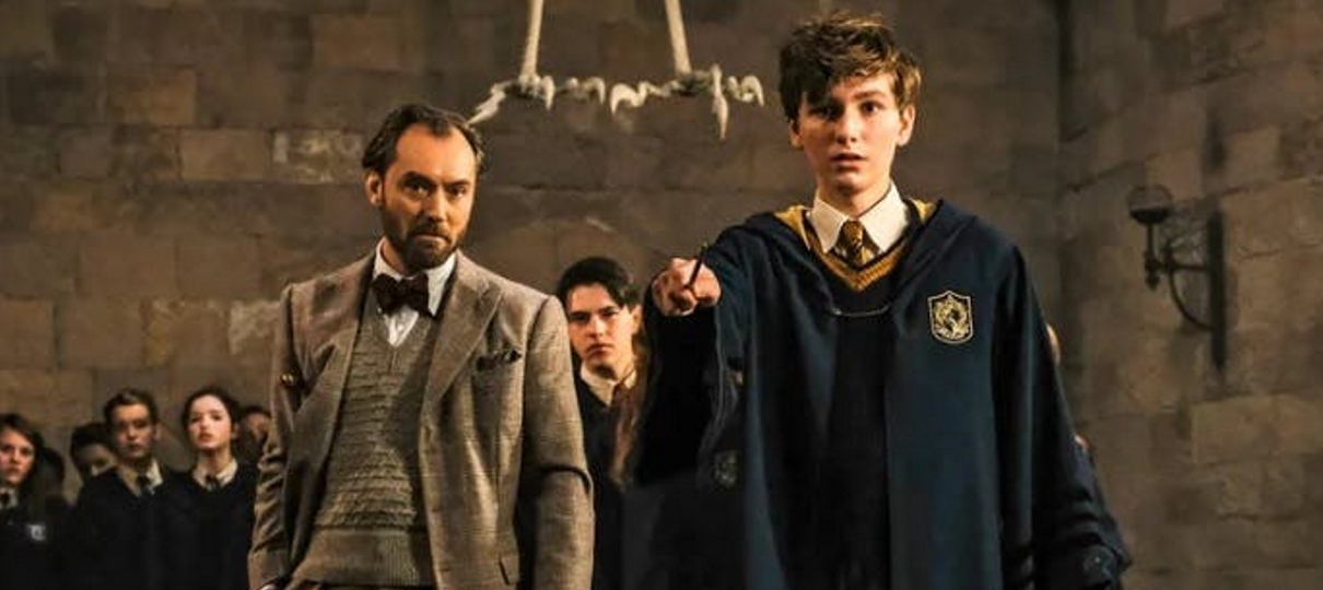 Animais Fantásticos: Os Crimes de Grindelwald | Dumbledore e o jovem Newt aparecem em foto