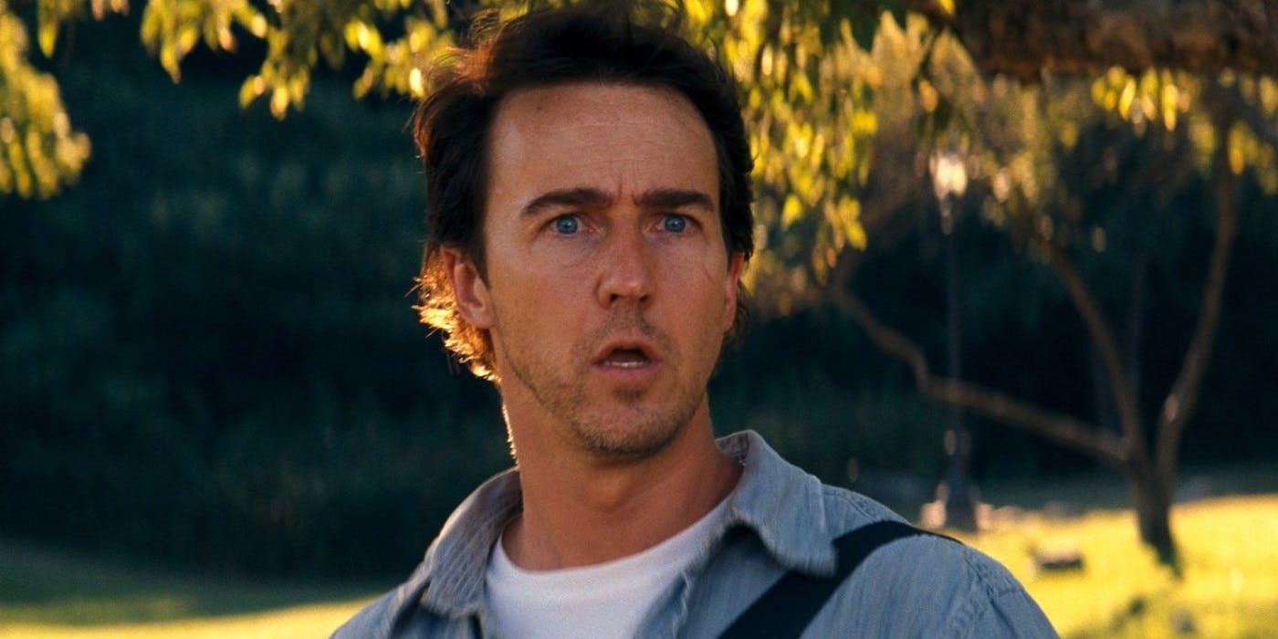 Edward Norton alfineta filmes da Marvel em especial
