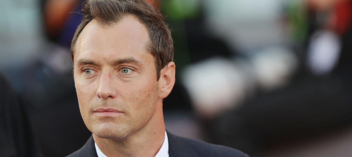 Jude Law elogia atuação de Brie Larson em Capitã Marvel