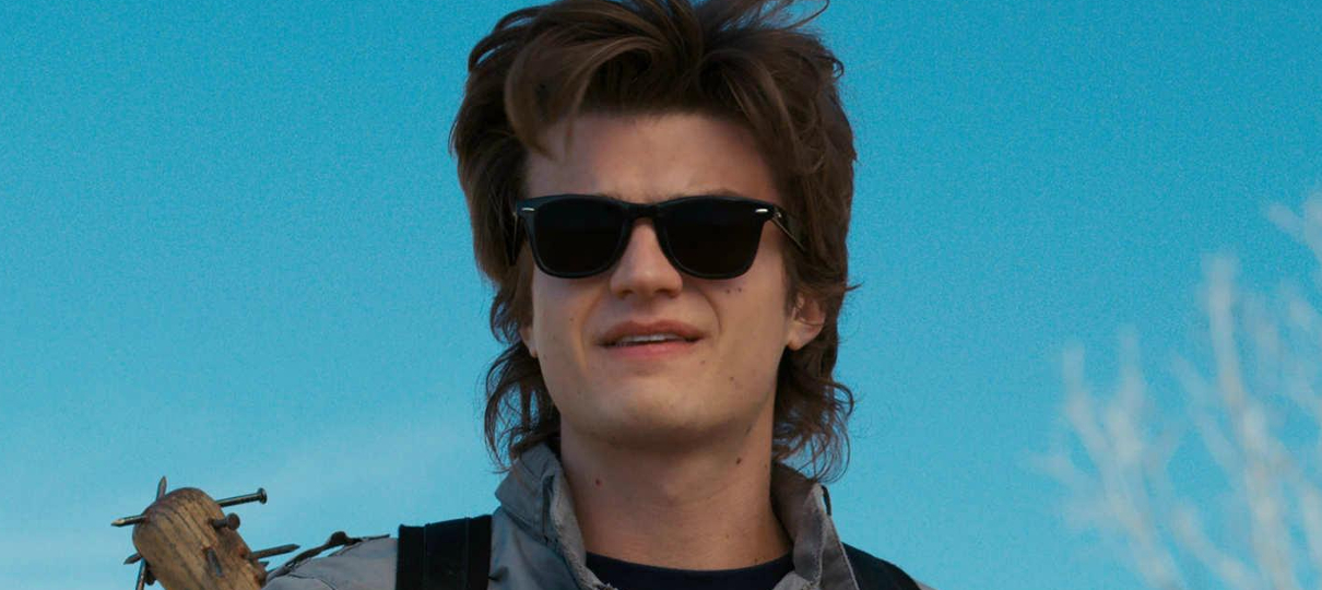 Stranger Things | Steve e Robin aparecem em nova foto dos bastidores da terceira temporada