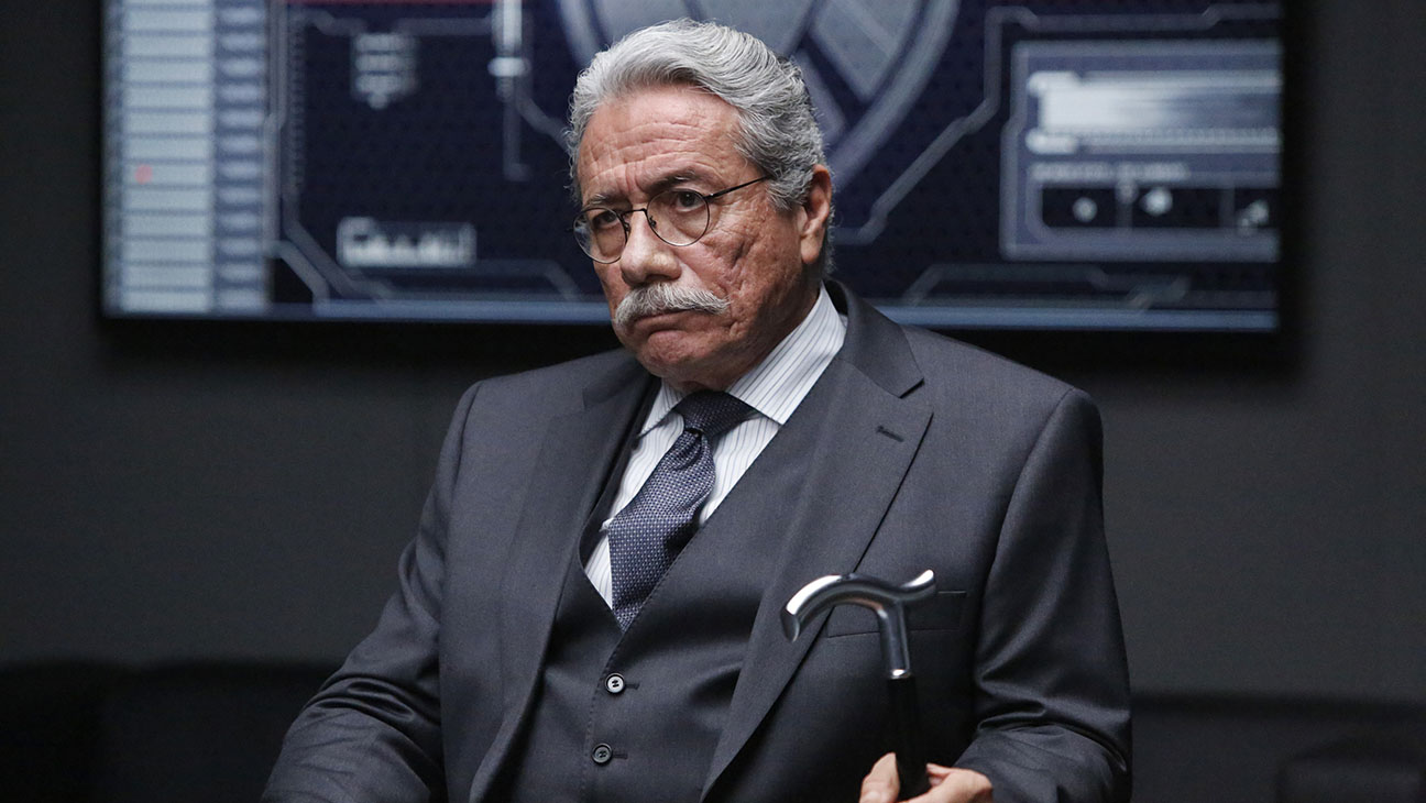 O Predador | Cenas com Edward James Olmos foram cortadas do filme