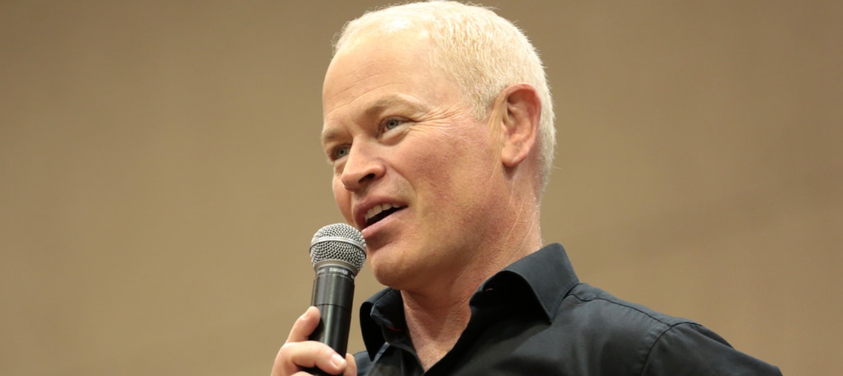 Neal McDonough e Adam Pally entram para o elenco do live-action de Sonic