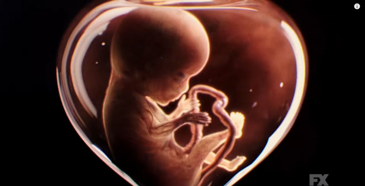 Teaser de American Horror Story: Apocalypse mostra ataque nuclear e muita destruição