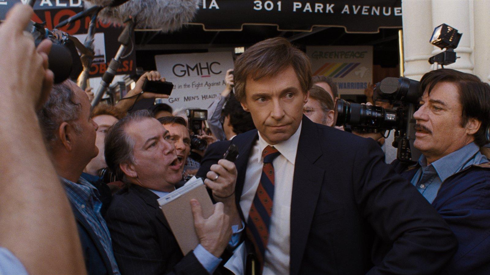Hugh Jackman é um presidenciável envolvido em um escândalo em trailer de The Front Runner