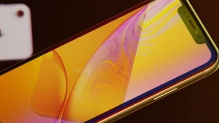 Apple anuncia três novos iPhones