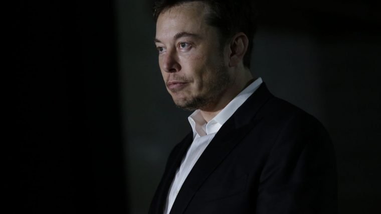 Elon Musk nega rumor sobre novo chefe da Tesla