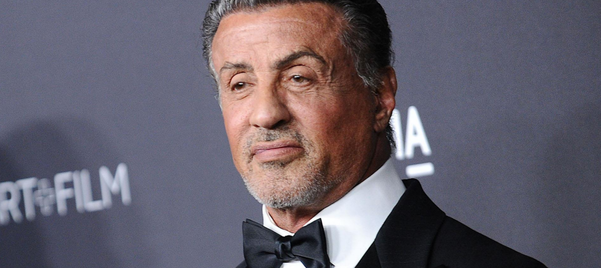 Sylvester Stallone vai estrelar filmes sobre super-heróis e caçadores de monstros