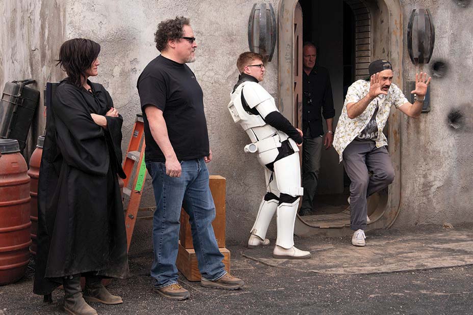 Gina Carano, Jon Favreau and Taika Waititi on the set of THE MANDALORIAN