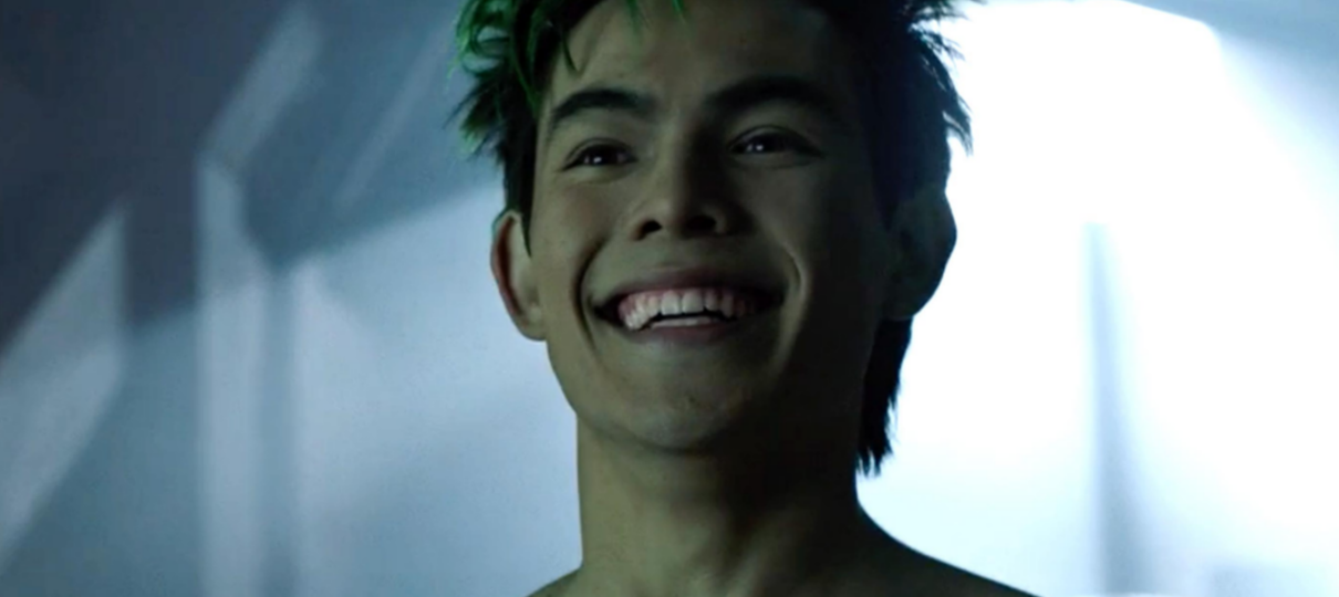 Titãs | Ator de Mutano revela que gravou cenas completamente nu para a série