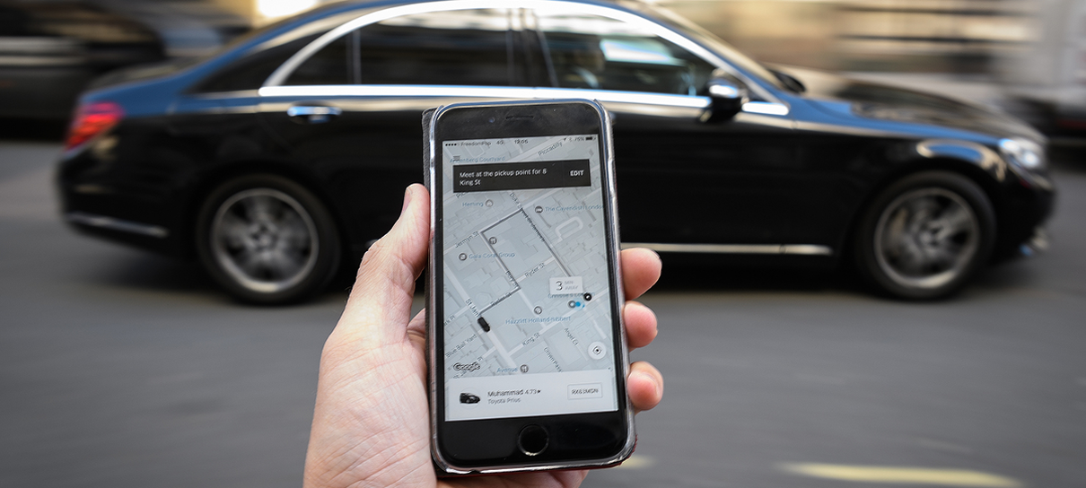 Uber lança serviço de assinatura mensal para anular preço dinâmico