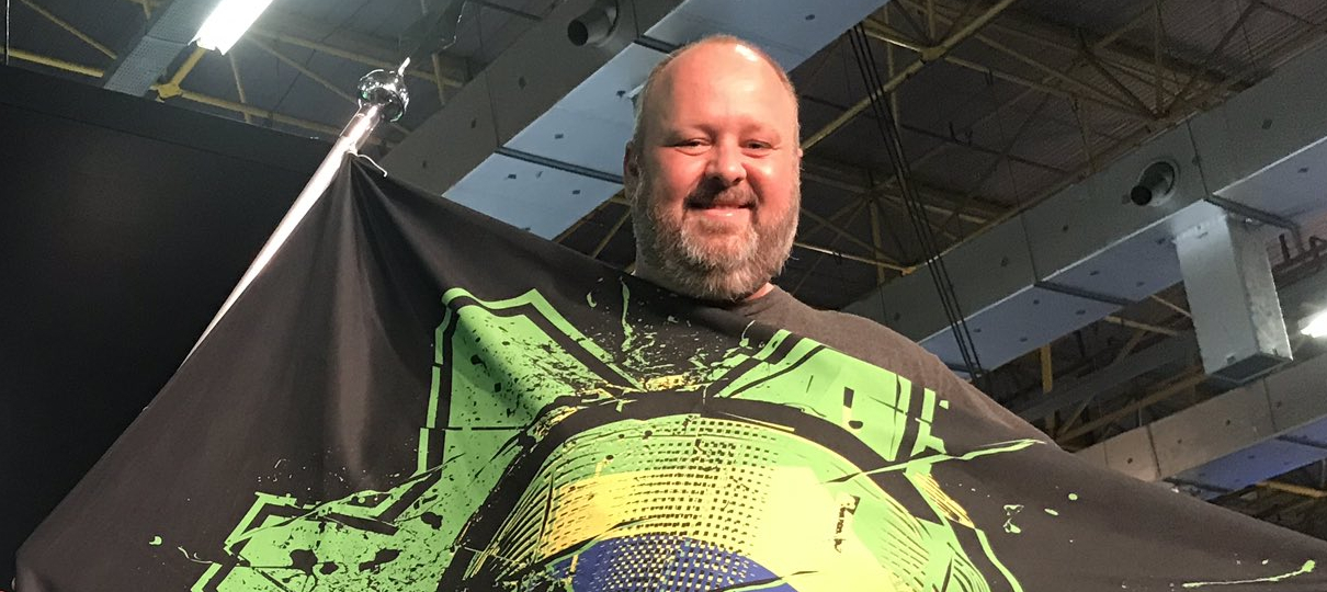 "Crossplay se tornará um padrão na indústria", diz Aaron Greenberg [Entrevista]