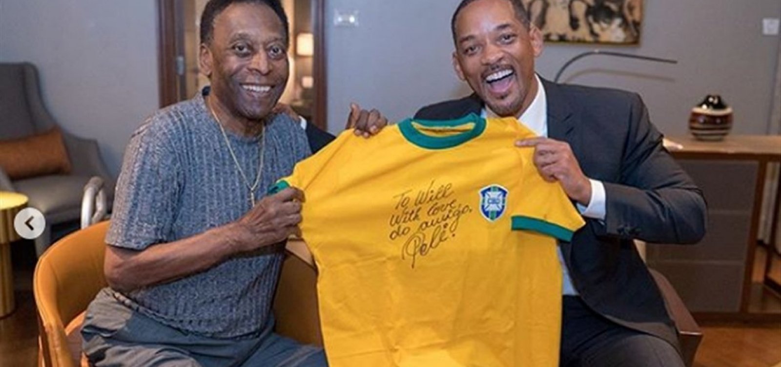 Will Smith conhece Pelé e comemora o momento com foto