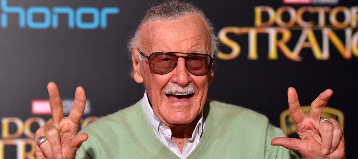 "Seu amor deixará marca em muitas vidas", diz Chris Evans sobre Stan Lee