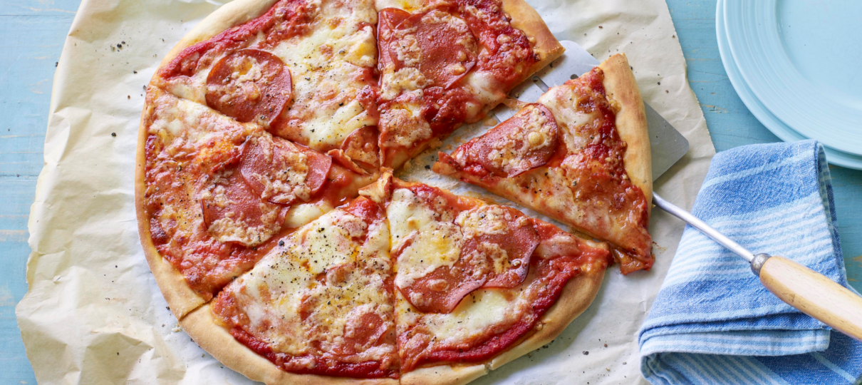 Comer pizza pode ser mais saudável do que cereal no café da manhã