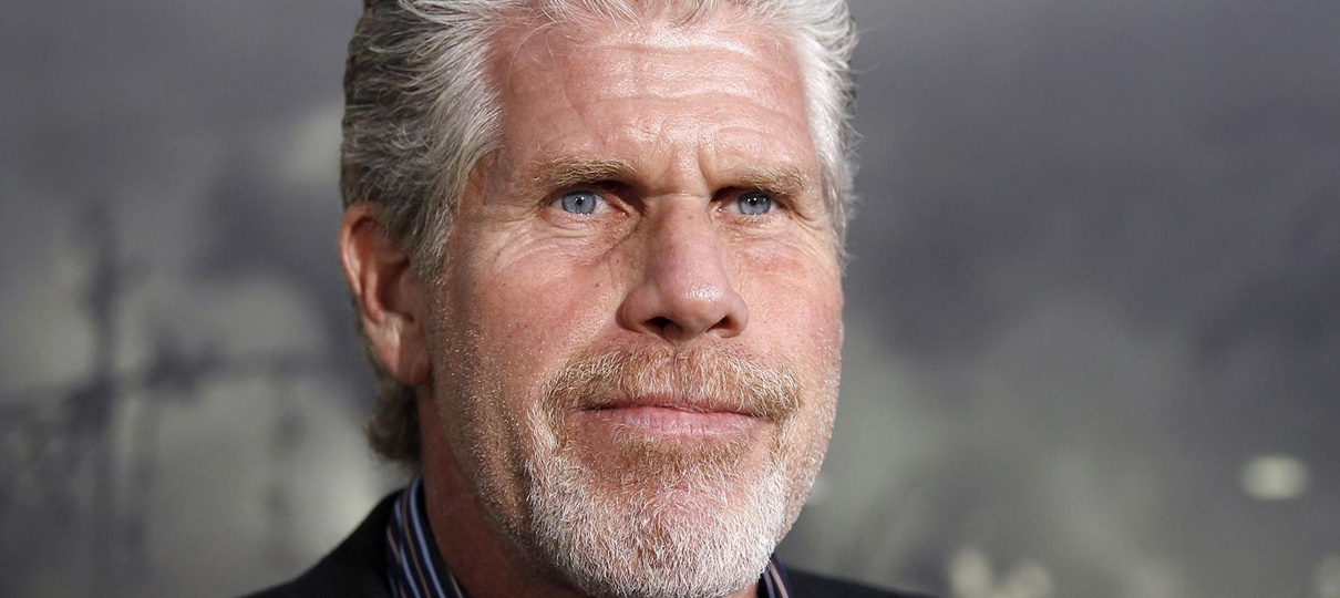 Ron Perlman adoraria trabalhar em um dos filmes de Star Wars