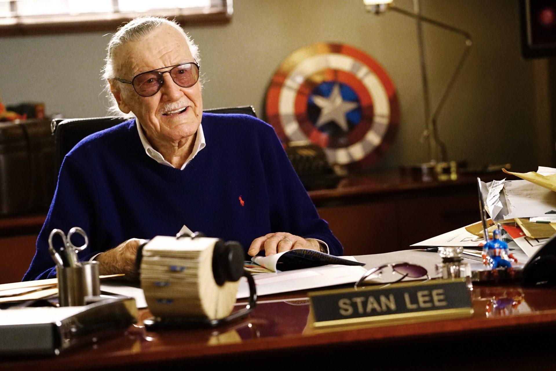 Conta oficial de Stan Lee no Twitter publica homenagem ao roteirista