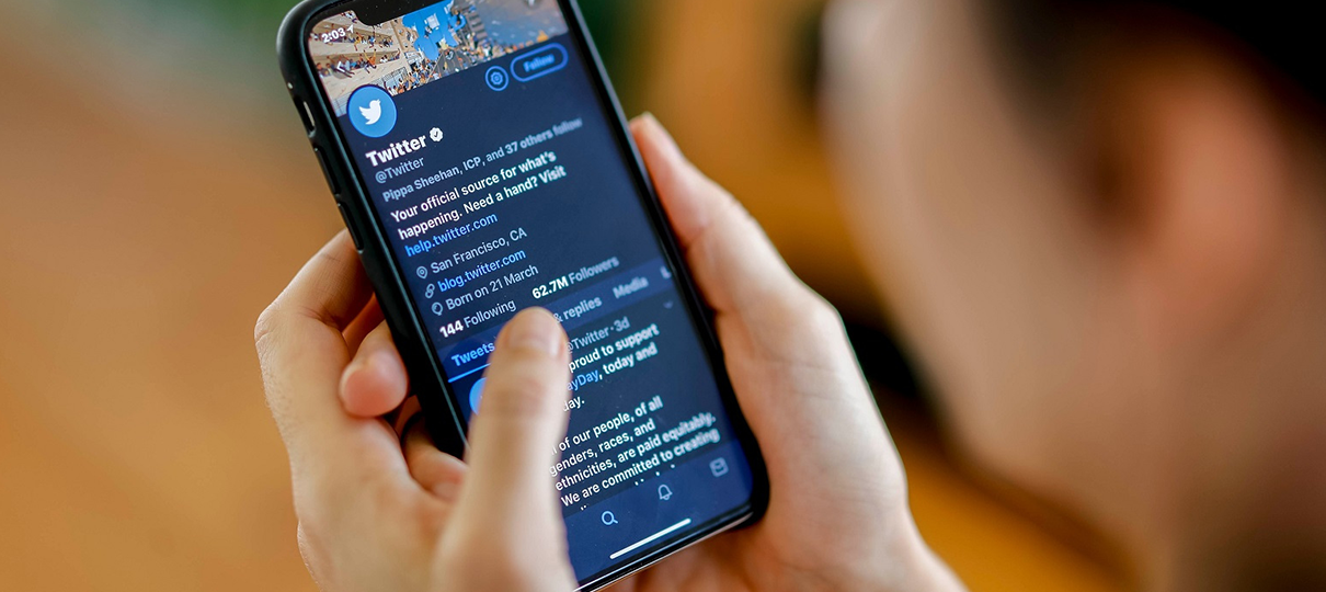 Twitter adiciona opção para denunciar contas falsas